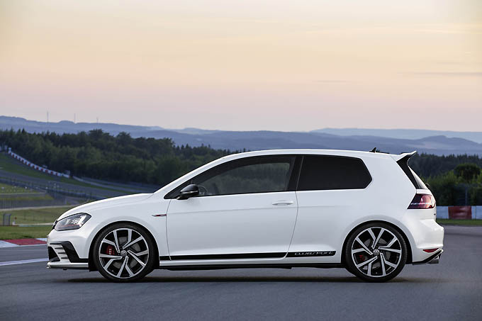 FOTO'S: Het nieuw bommetje van Volkswagen, krachtigste Golf GTI ooit